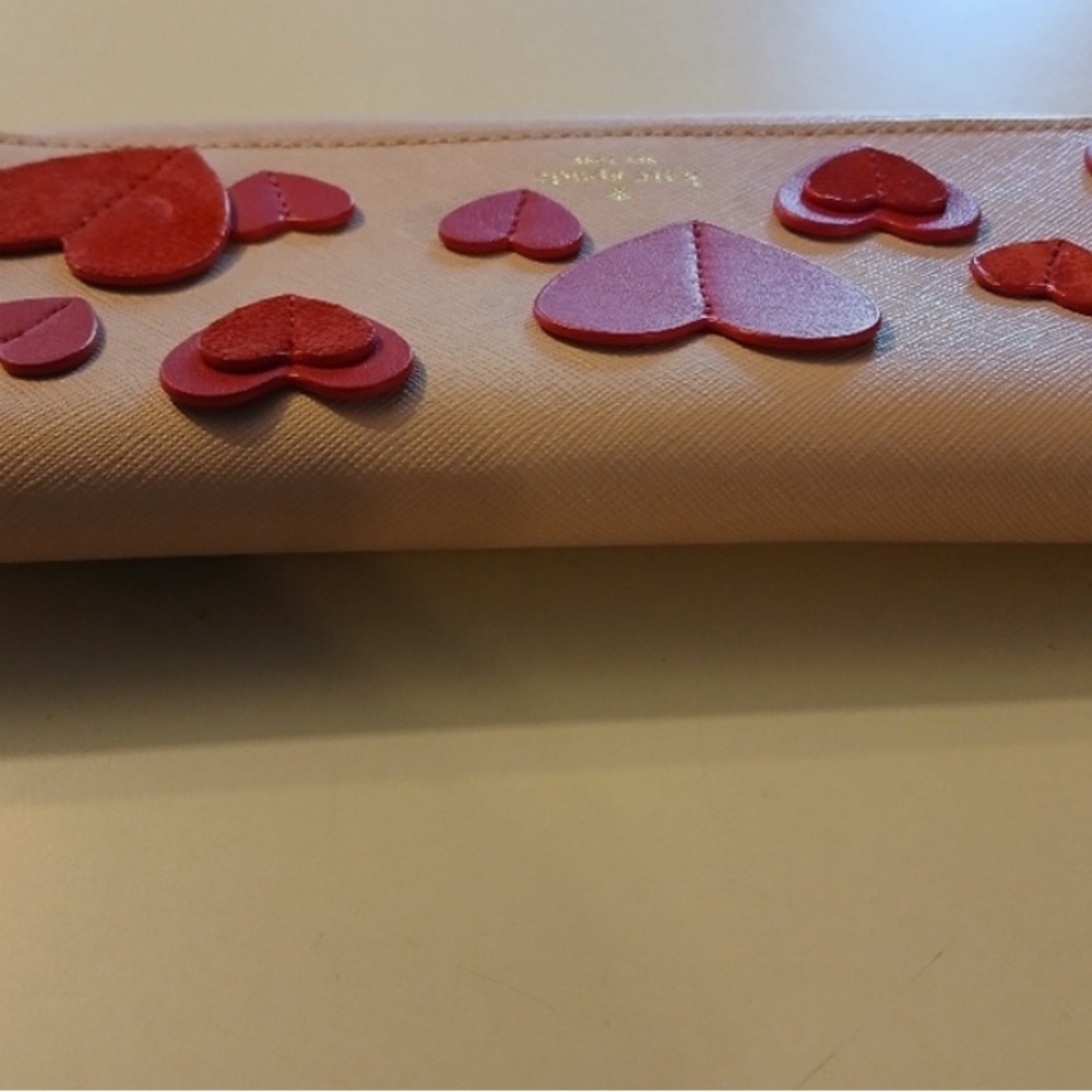Kate Spade pink and red leather wallet. Rare and in great condition - Picture 8 of 15